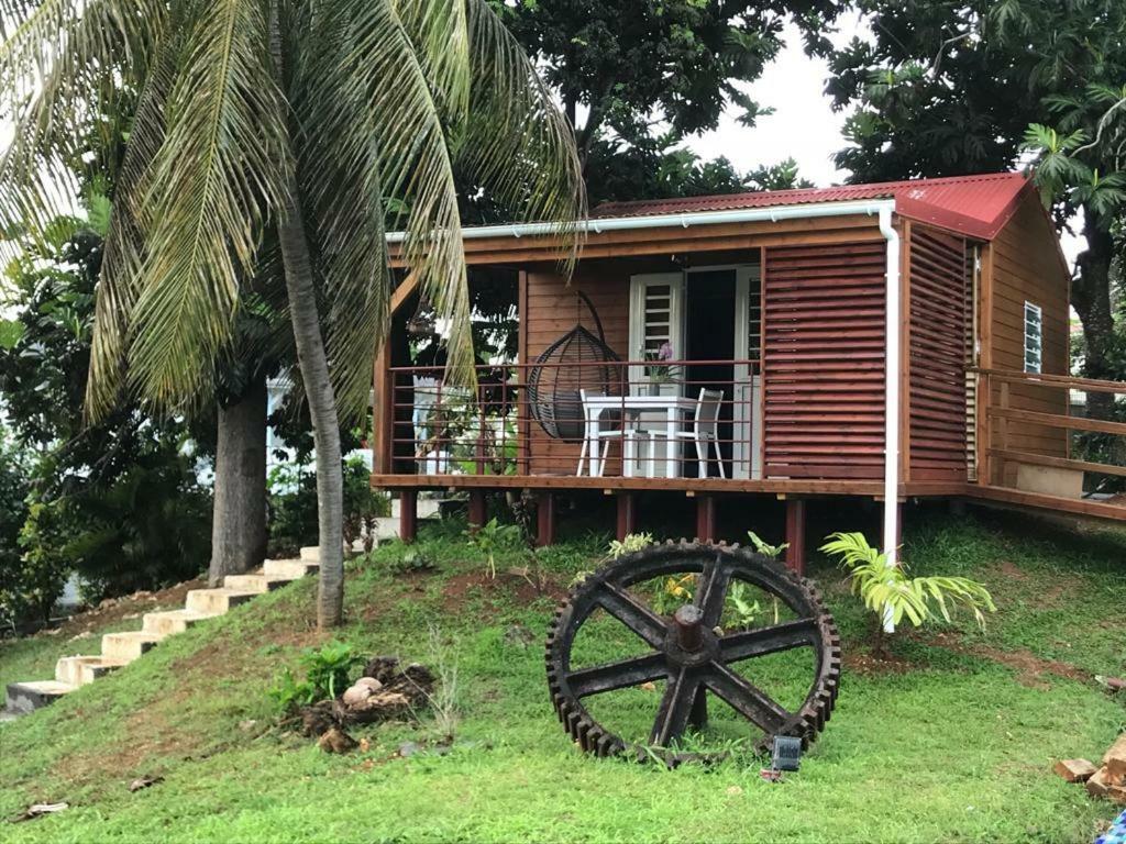 Charmant Bungalow Au Coeur De L'Ile Baie-Mahault Exterior foto